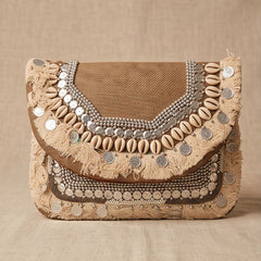 Zari Noor Brown