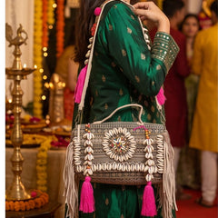 Zari Noor Shoulder Bag